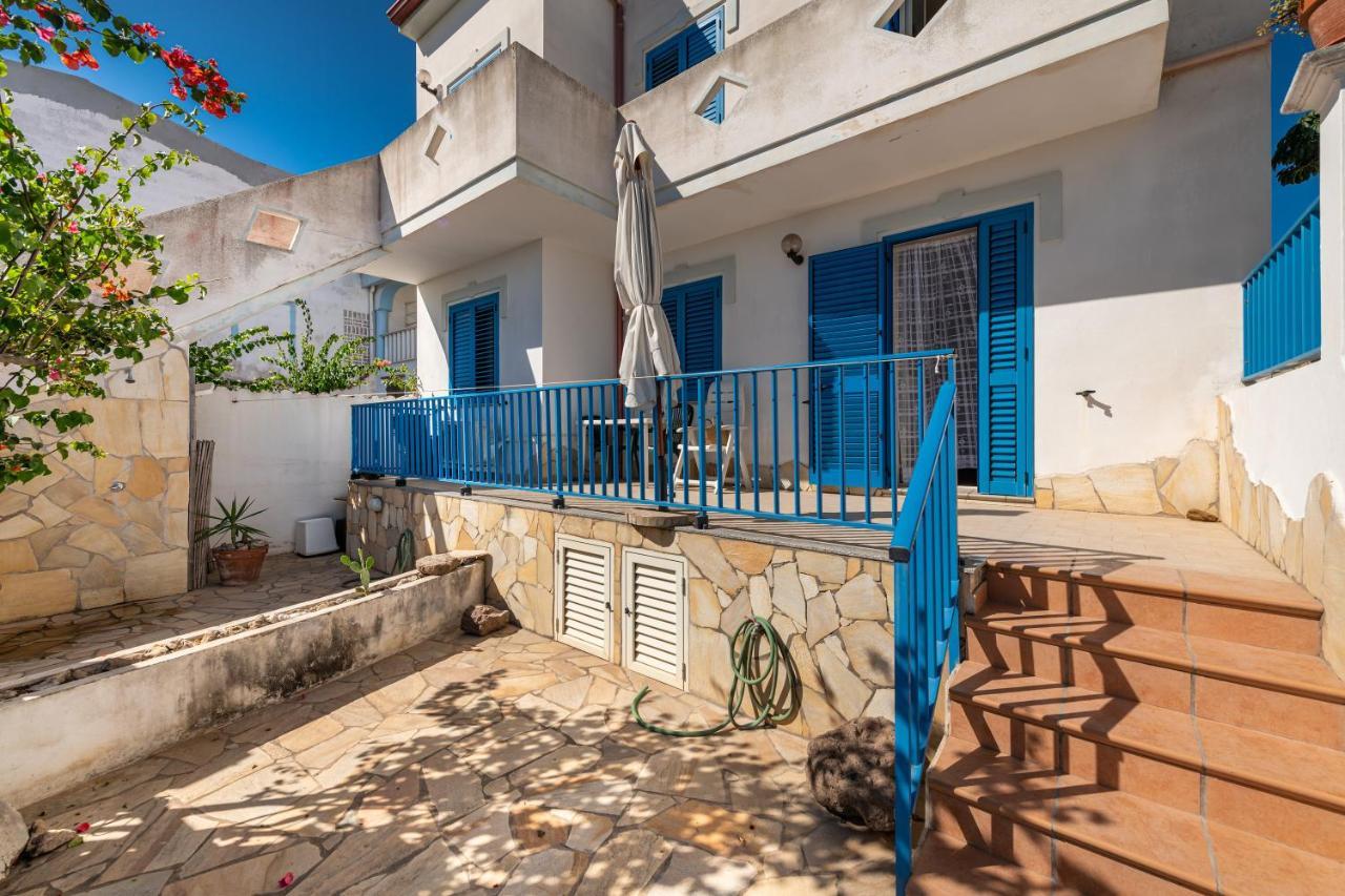 Casa Vacanze 21 Aprile - T Calasetta Kültér fotó