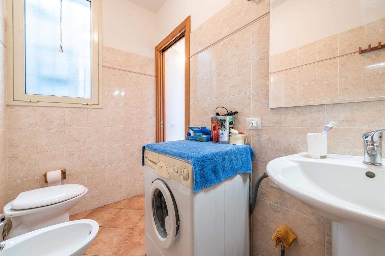 Casa Vacanze 21 Aprile - T Calasetta Kültér fotó