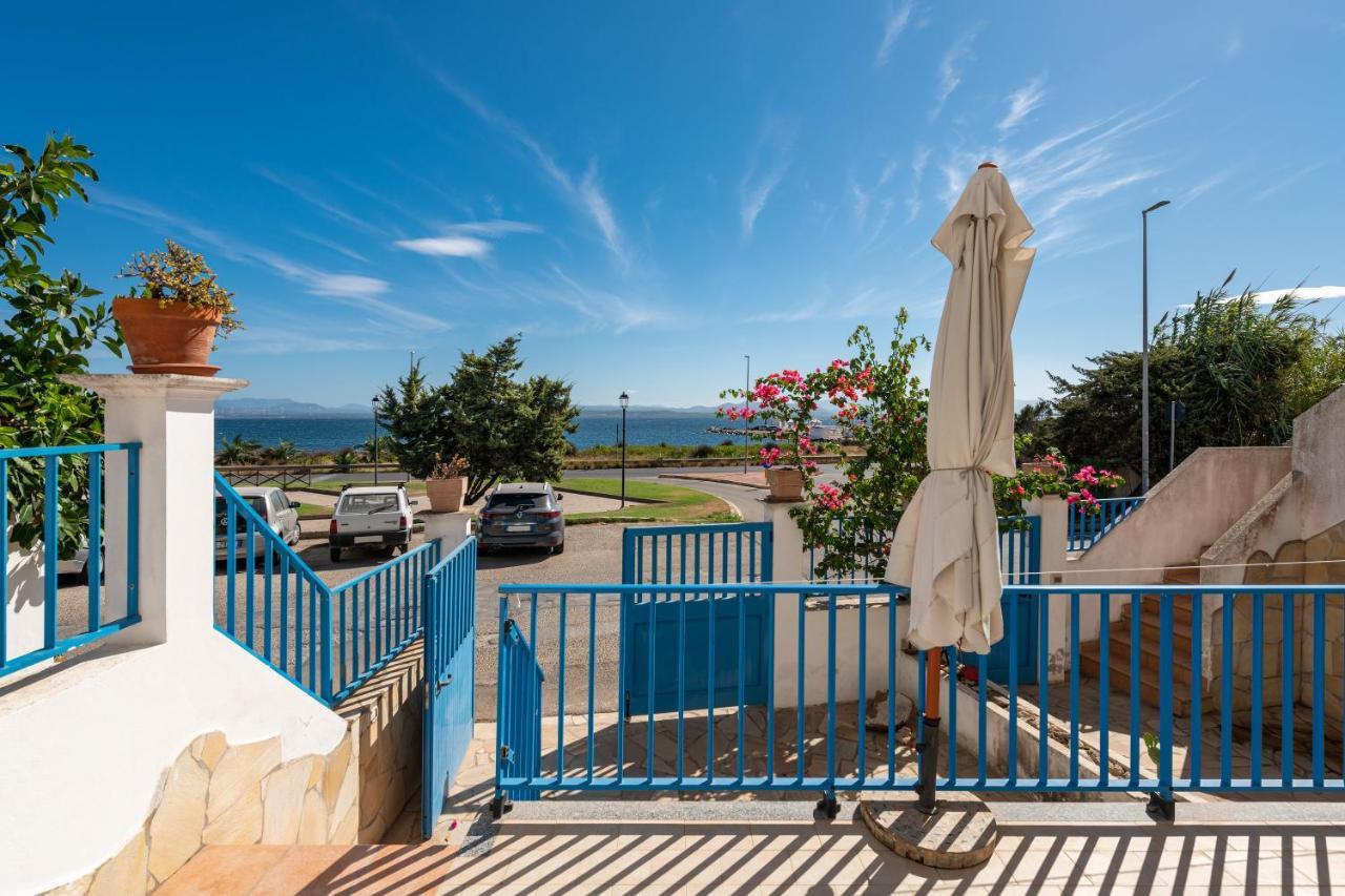 Casa Vacanze 21 Aprile - T Calasetta Kültér fotó